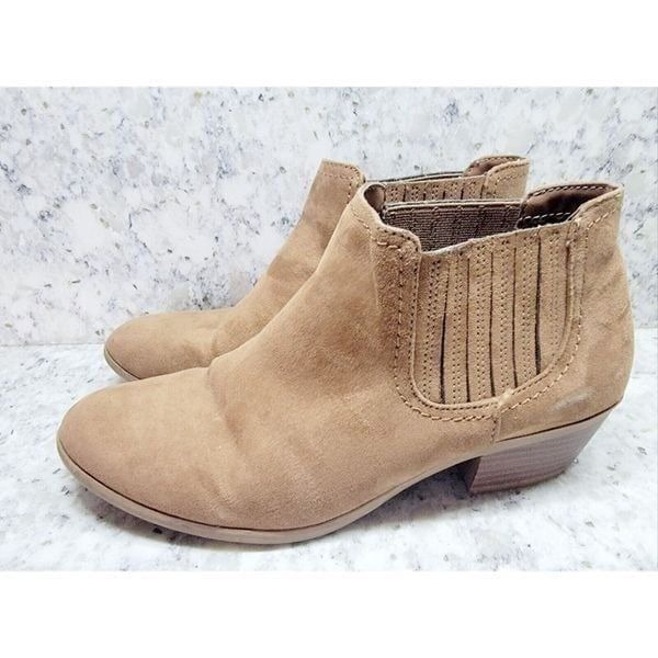 American Eagle 8.5W Tan Ankle Booties Pull On Faux Suede Women's