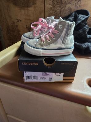 Doc mcstuffins converse deals