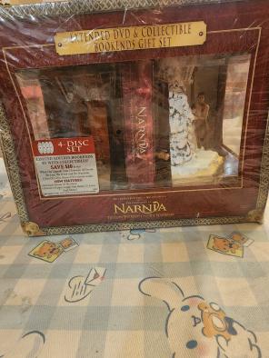 Chronicles of Narnia Action Figure Playsets | Mercari