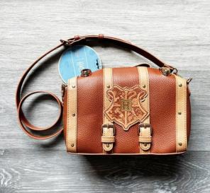 Harry potter trunk crossbody bag deals