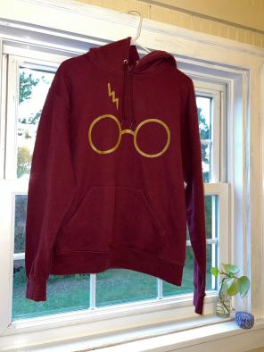Hogwarts hoodie urban outfitters clearance